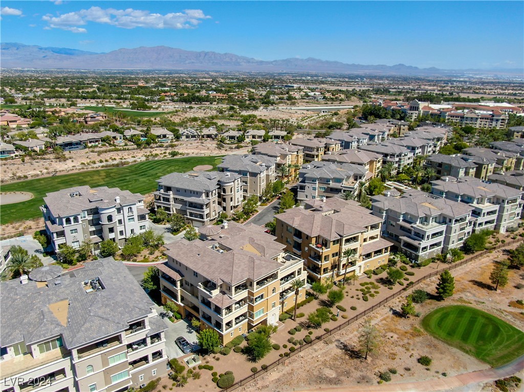9219 Tesoras Drive 402 Property Photo 71