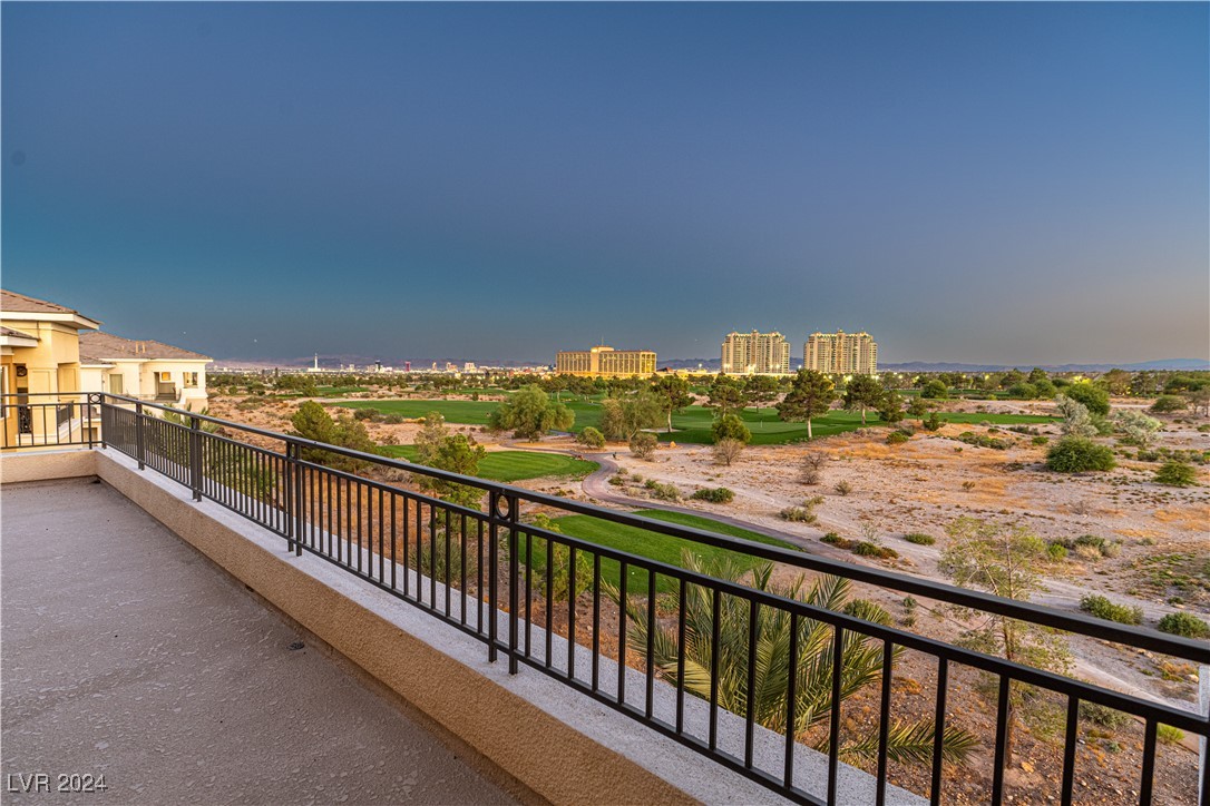 9219 Tesoras Drive 402 Property Photo 78