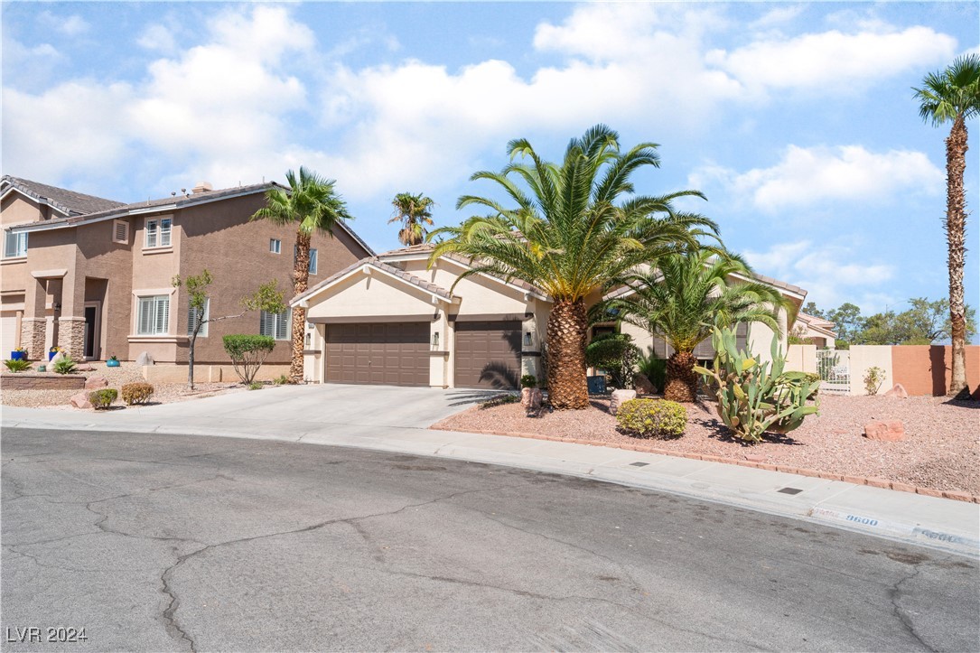 9604 Cherry Canyon Avenue Property Photo 1