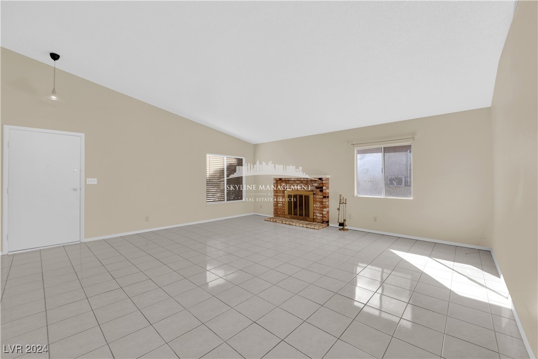 6608 Silverstream Avenue Property Photo 7