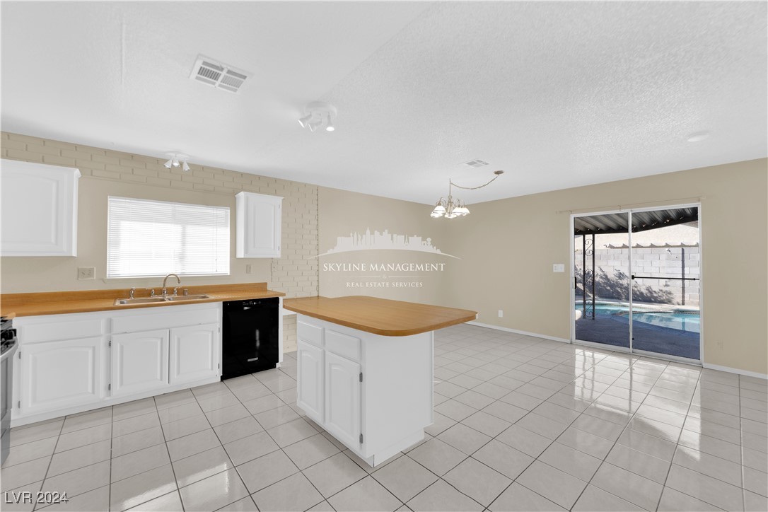 6608 Silverstream Avenue Property Photo 9