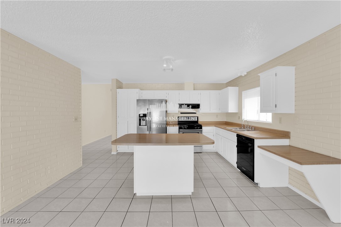 6608 Silverstream Avenue Property Photo 14