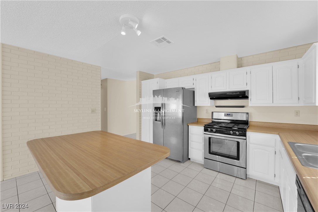 6608 Silverstream Avenue Property Photo 17
