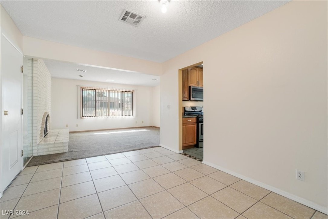 360 East Kimberly Drive Property Photo 11