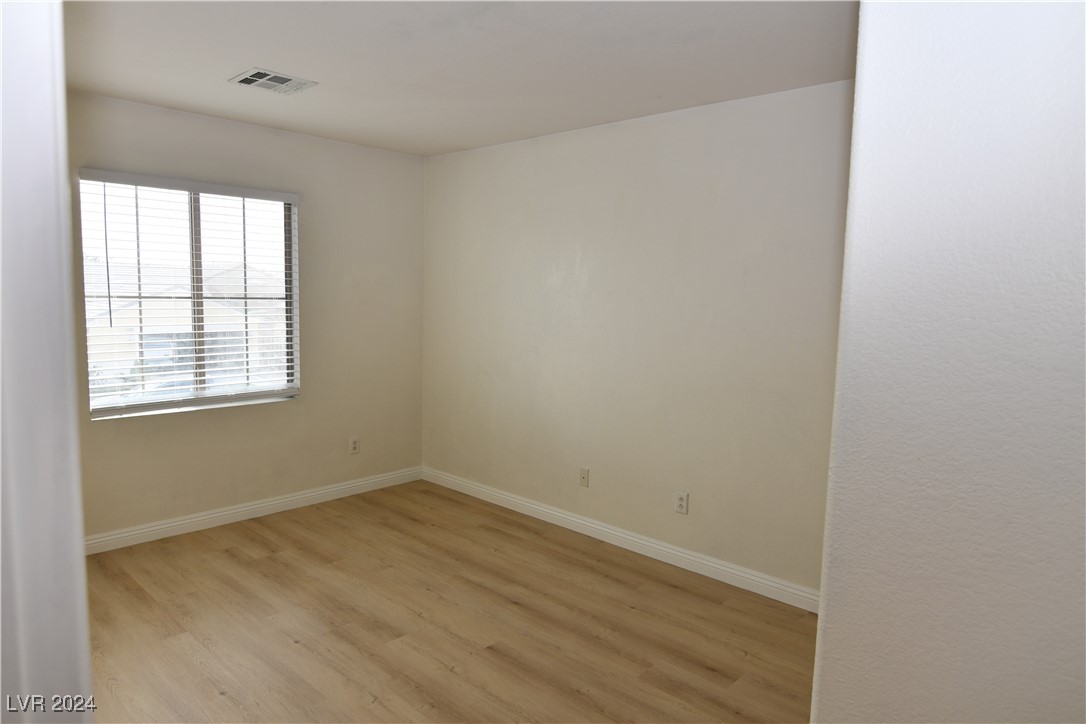 1848 West Hammer Lane Property Photo 14