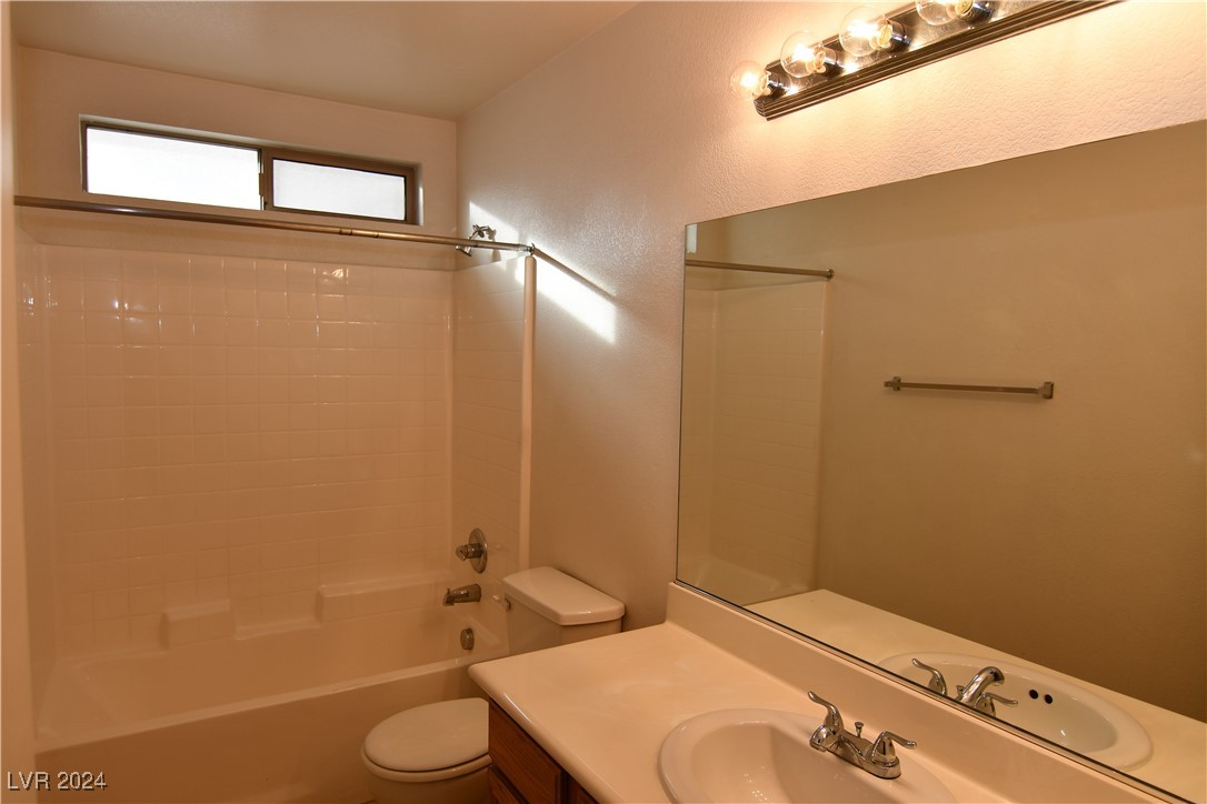 1848 West Hammer Lane Property Photo 16