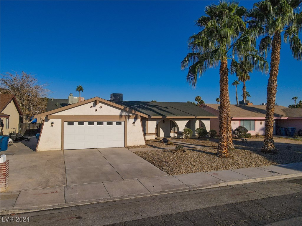 1294 Amapola Drive Property Photo 2