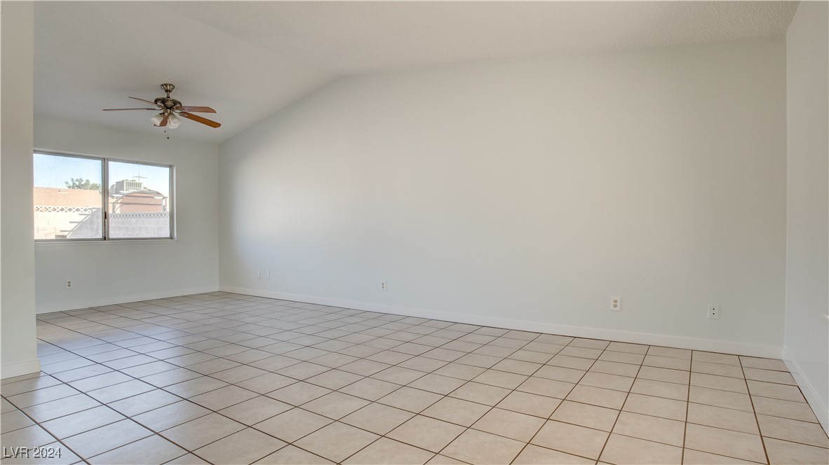 1294 Amapola Drive Property Photo 10