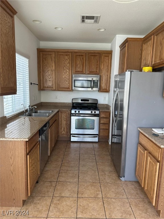 10411 Amber Night Street Property Photo 6