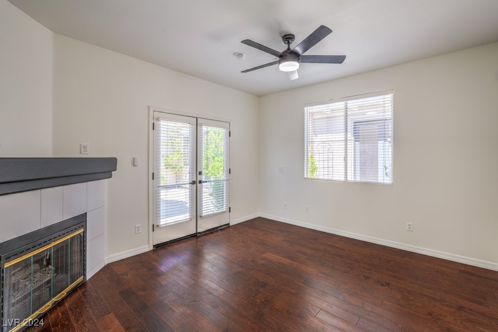 10848 Meadow Garden Court Property Photo 9