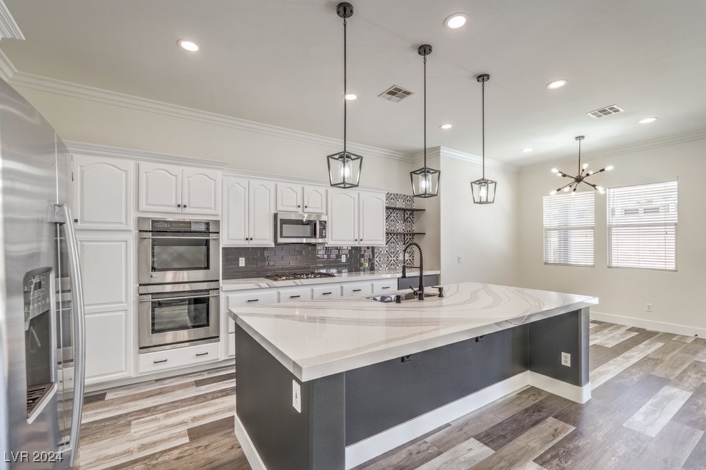 10848 Meadow Garden Court Property Photo 18
