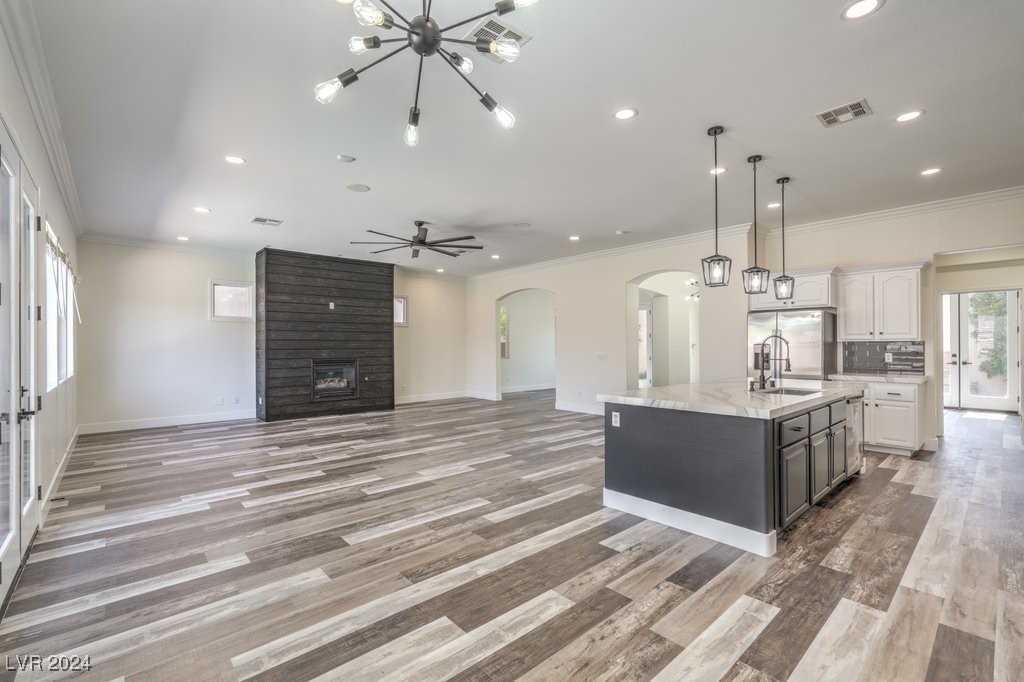 10848 Meadow Garden Court Property Photo 22