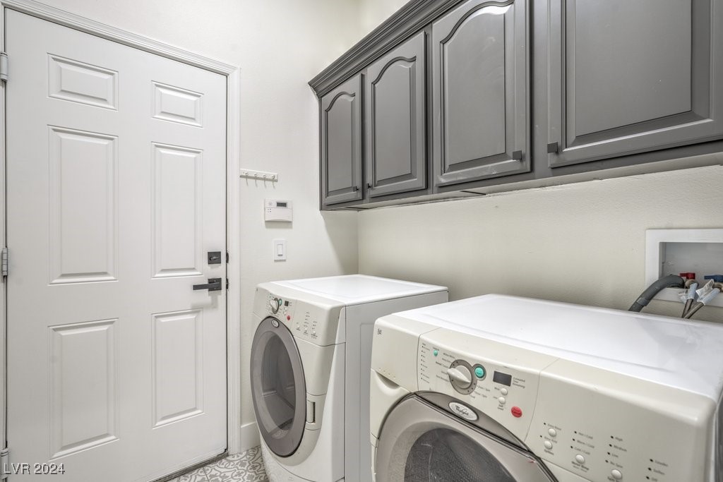 10848 Meadow Garden Court Property Photo 37