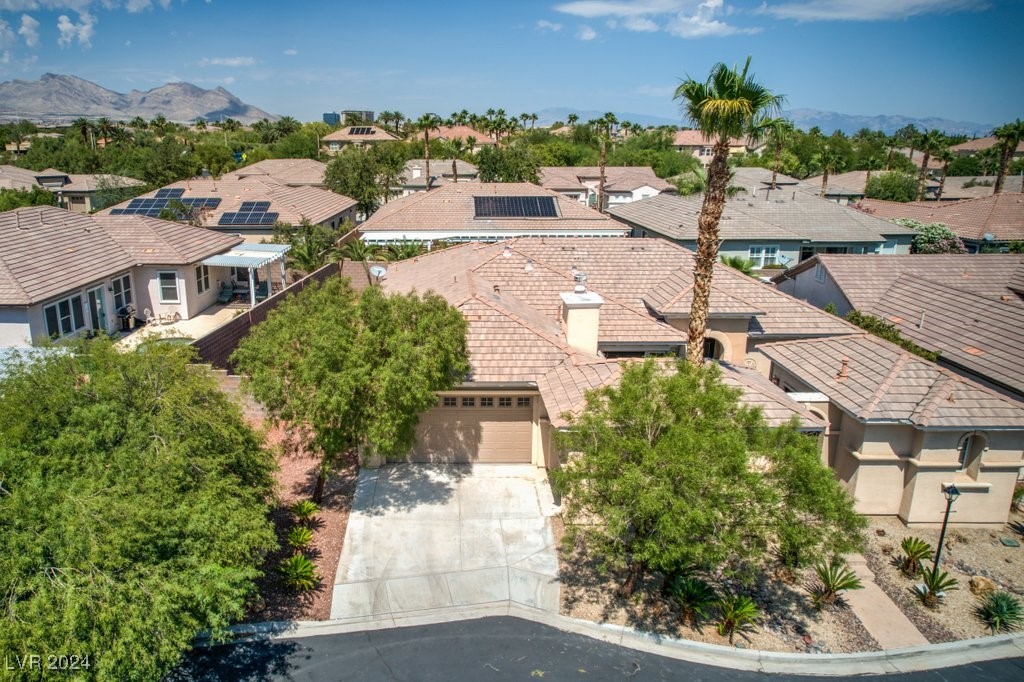 10848 Meadow Garden Court Property Photo 48