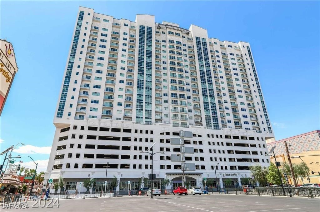 150 Las Vegas Boulevard 2512 Property Photo 3