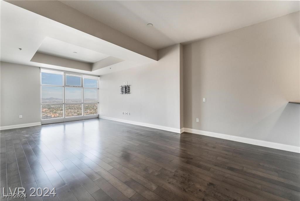 150 Las Vegas Boulevard 2512 Property Photo 6