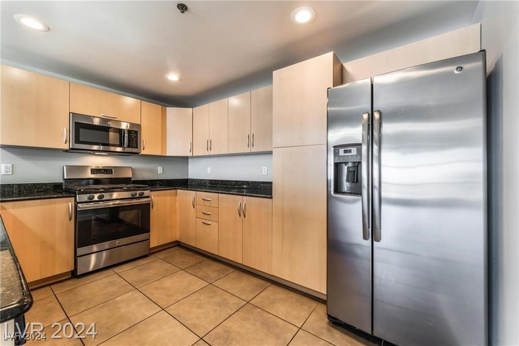150 Las Vegas Boulevard 2512 Property Photo 13