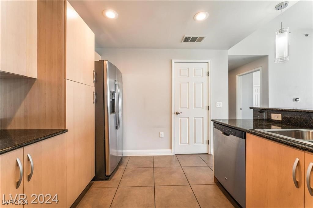 150 Las Vegas Boulevard 2512 Property Photo 16