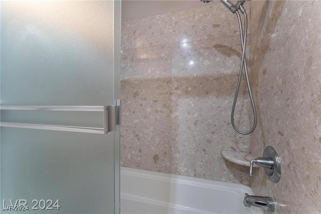 150 Las Vegas Boulevard 2512 Property Photo 32