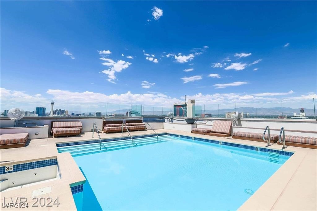 150 Las Vegas Boulevard 2512 Property Photo 43