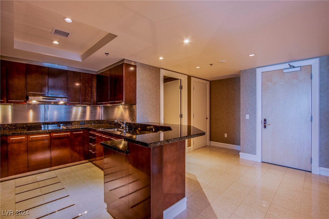 2700 Las Vegas Boulevard 2702 Property Photo 9