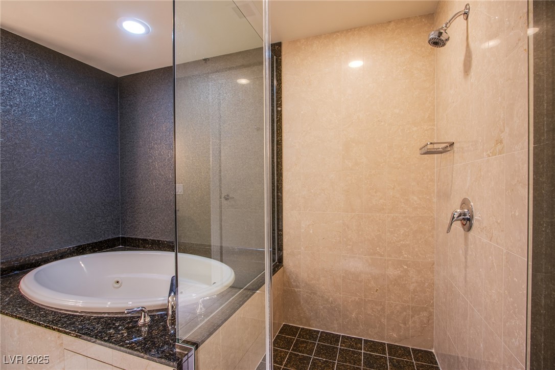 2700 Las Vegas Boulevard 2702 Property Photo 35