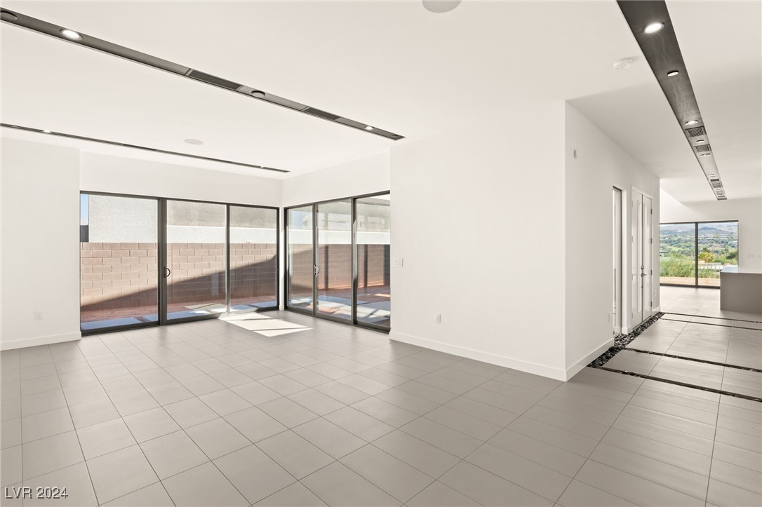 25 Canyon Bay Drive Property Photo 29