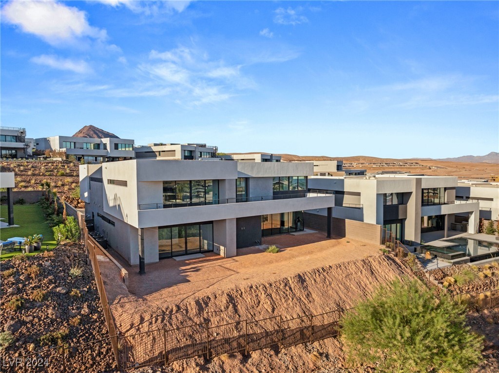 25 Canyon Bay Drive Property Photo 40