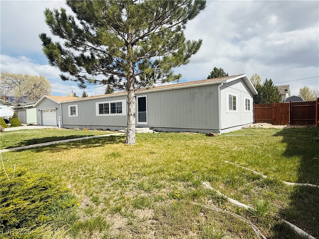 840 Avenue K Property Photo 2