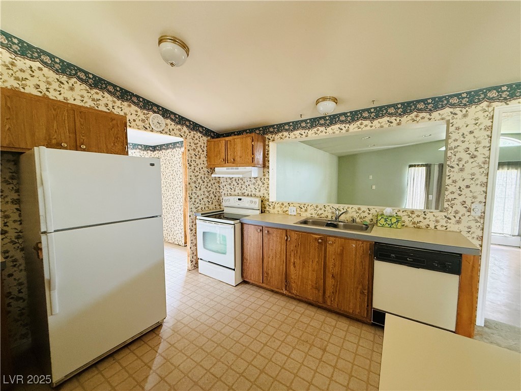 840 Avenue K Property Photo 8