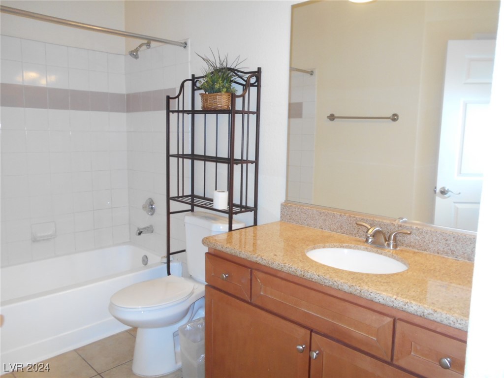 4400 South Jones Boulevard 1138 Property Photo 9