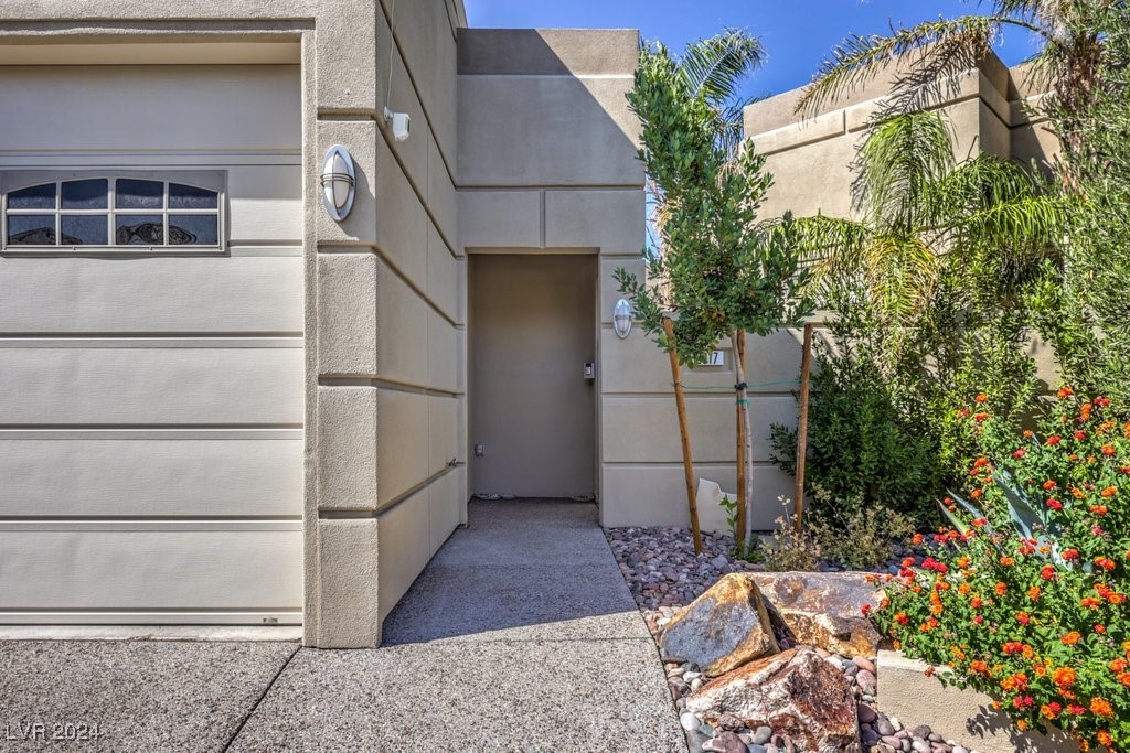 2017 Slow Wind Street Property Photo 2