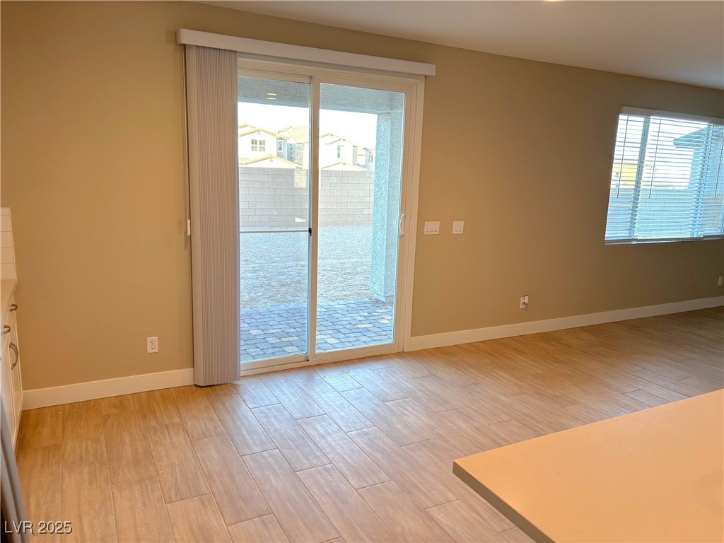 9902 Belikove Manor Avenue Property Photo 11