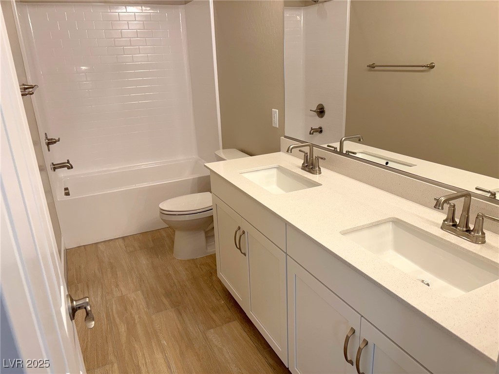 9902 Belikove Manor Avenue Property Photo 22