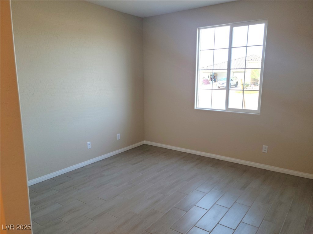 4761 East Sandalwood Drive Property Photo 2