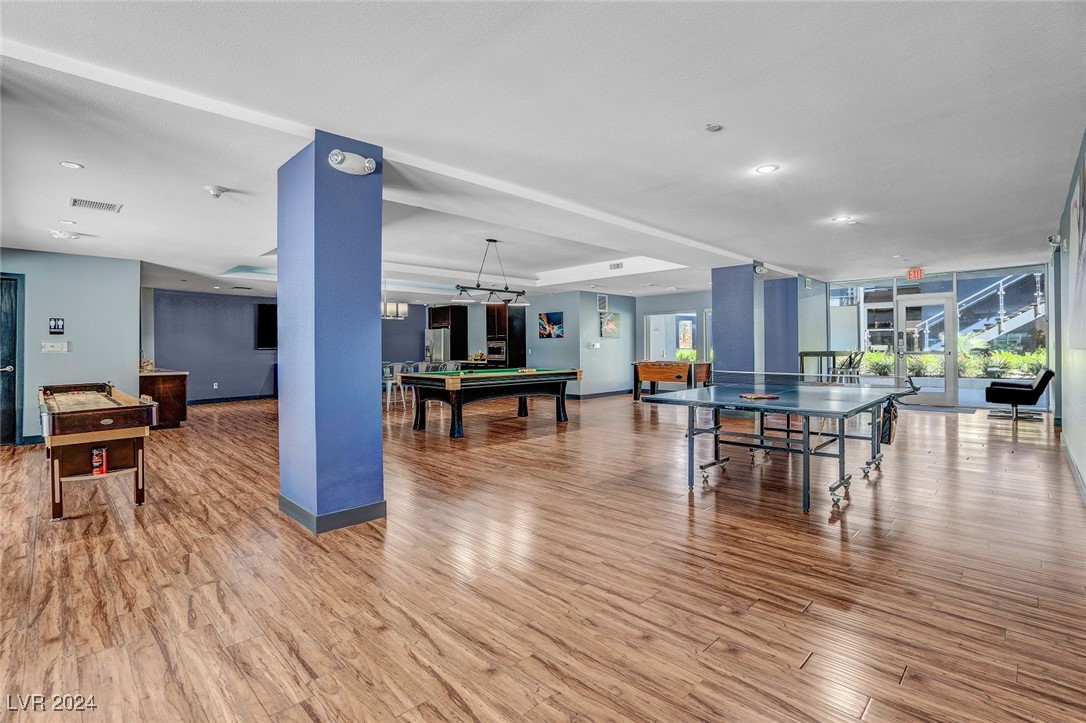 8925 West Flamingo Road 322 Property Photo 6