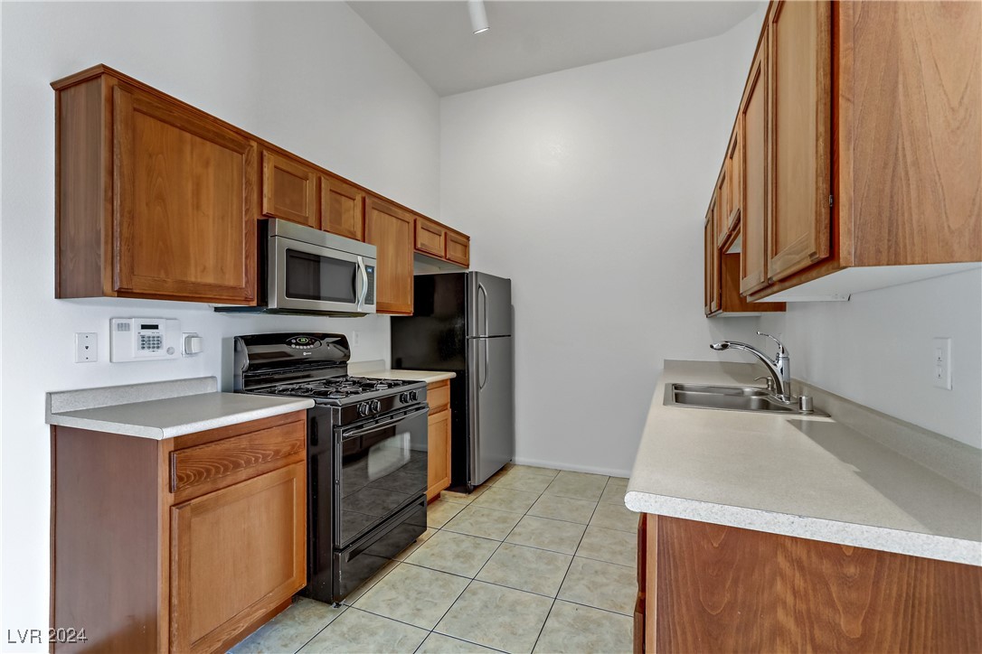 8985 South Durango Drive 2120 Property Photo 7
