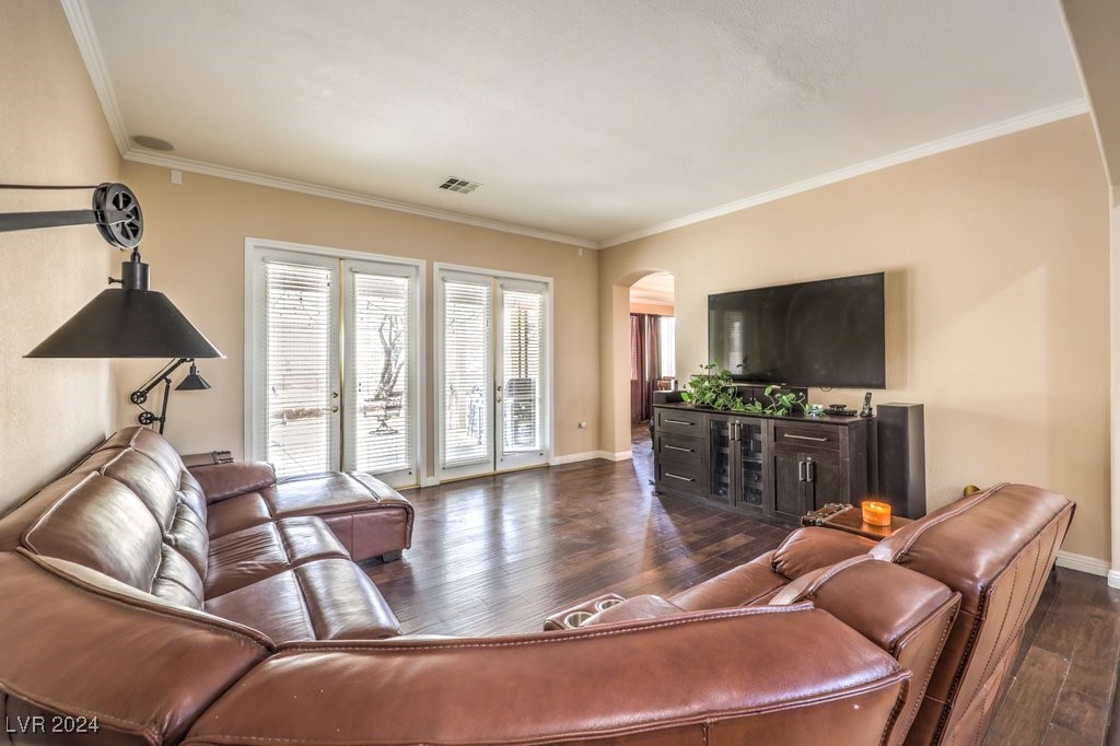 10909 Bramante Drive Property Photo 7