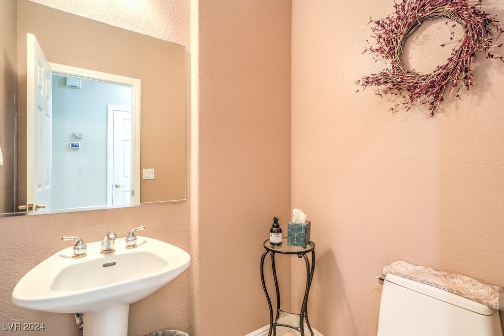 10909 Bramante Drive Property Photo 16