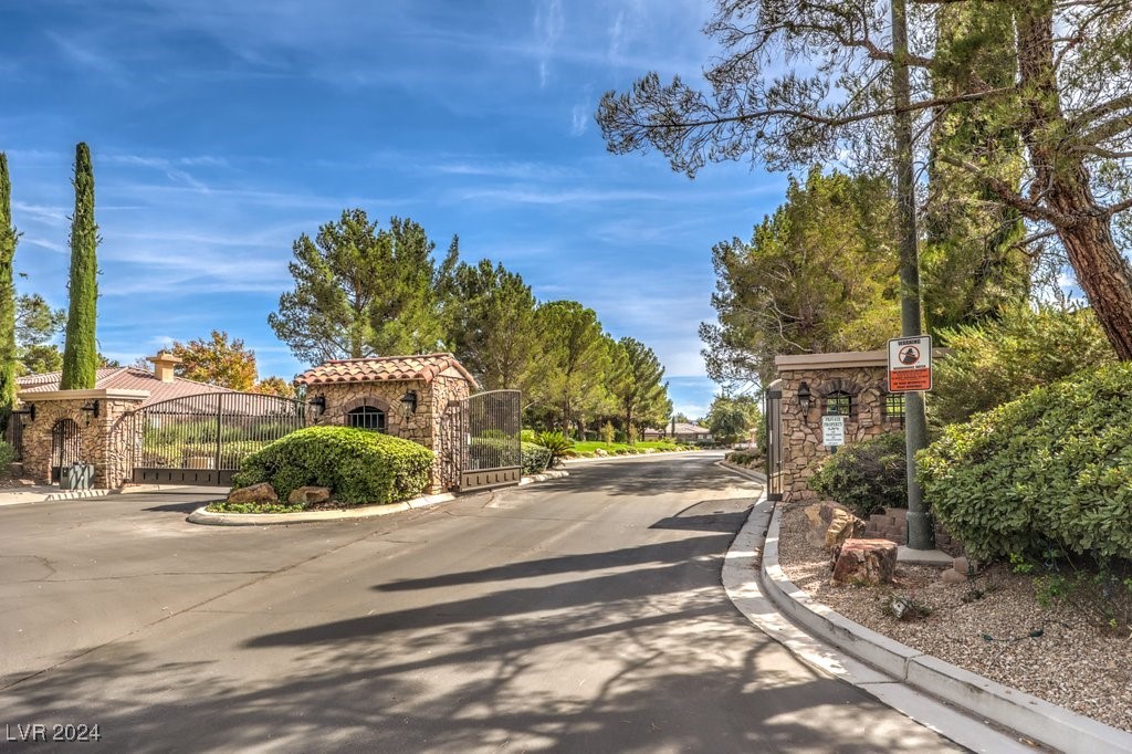 10909 Bramante Drive Property Photo 35