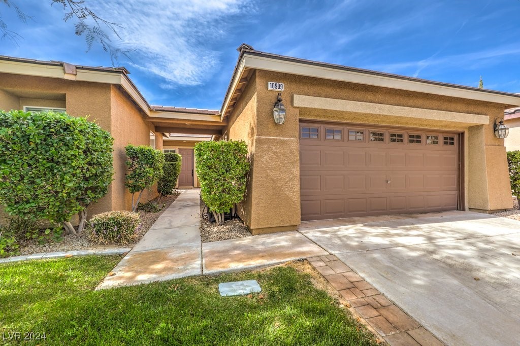 10909 Bramante Drive Property Photo 49