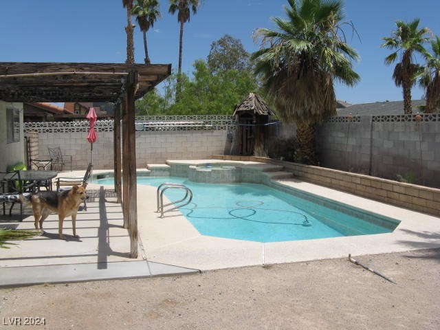 322 Oliveiro Court Property Photo 2