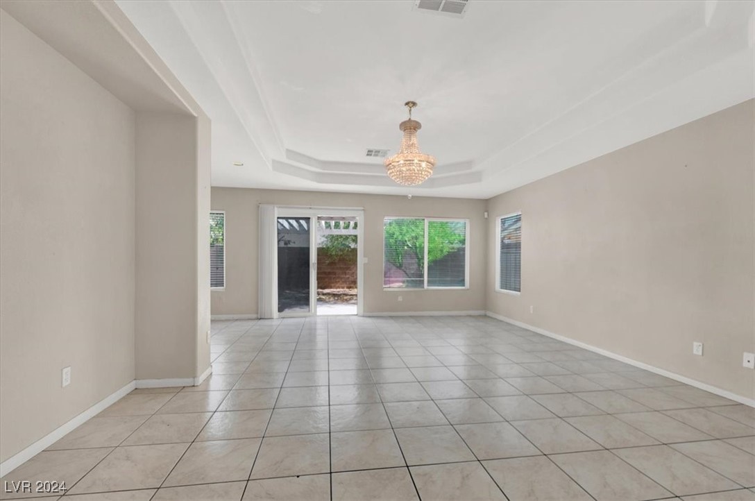 10914 Fintry Hills Street Property Photo 5
