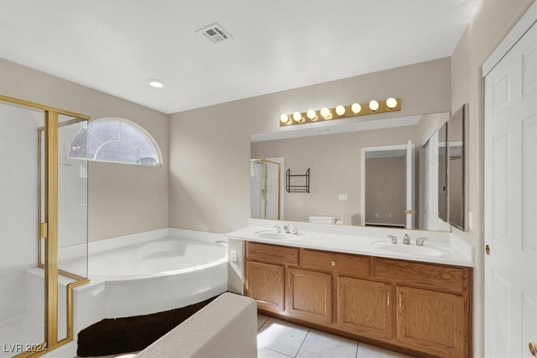10914 Fintry Hills Street Property Photo 11