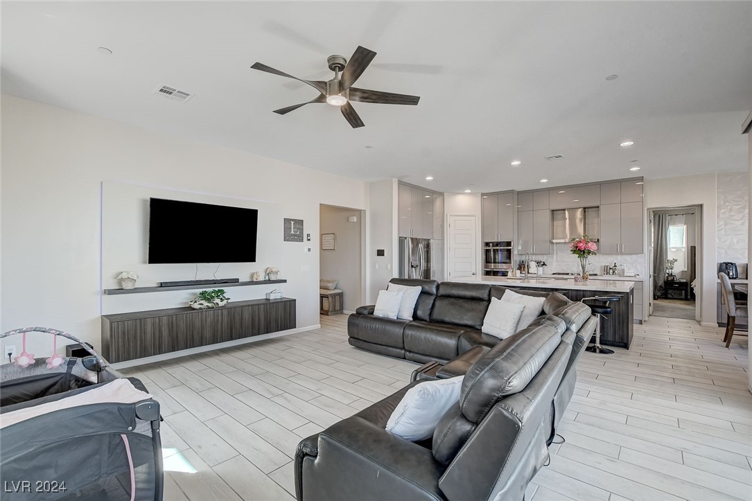 7544 Hadnot Street Property Photo 10