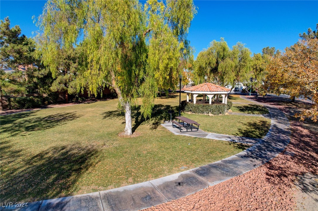 7310 Heggie Avenue Property Photo 48