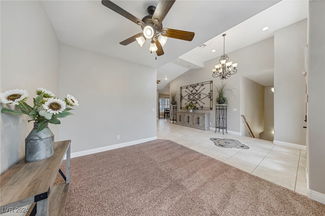 200 West Desert Rose Drive Property Photo 10
