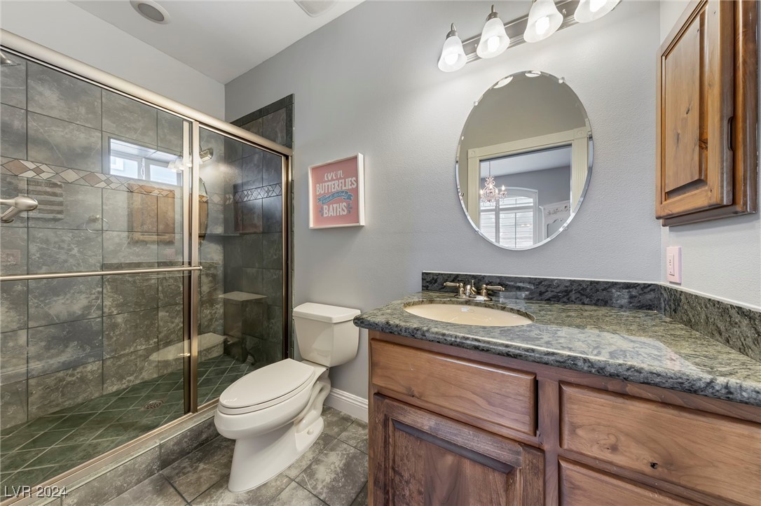 200 West Desert Rose Drive Property Photo 17