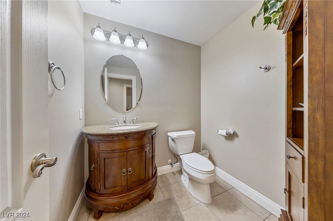 200 West Desert Rose Drive Property Photo 39