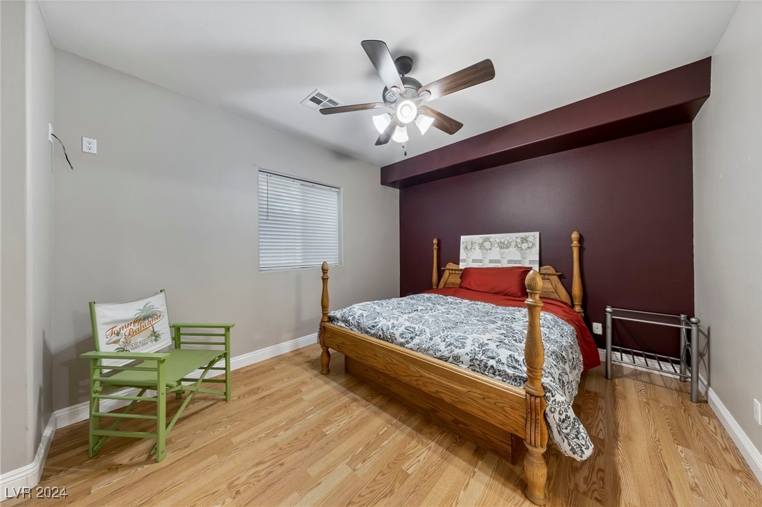 200 West Desert Rose Drive Property Photo 45
